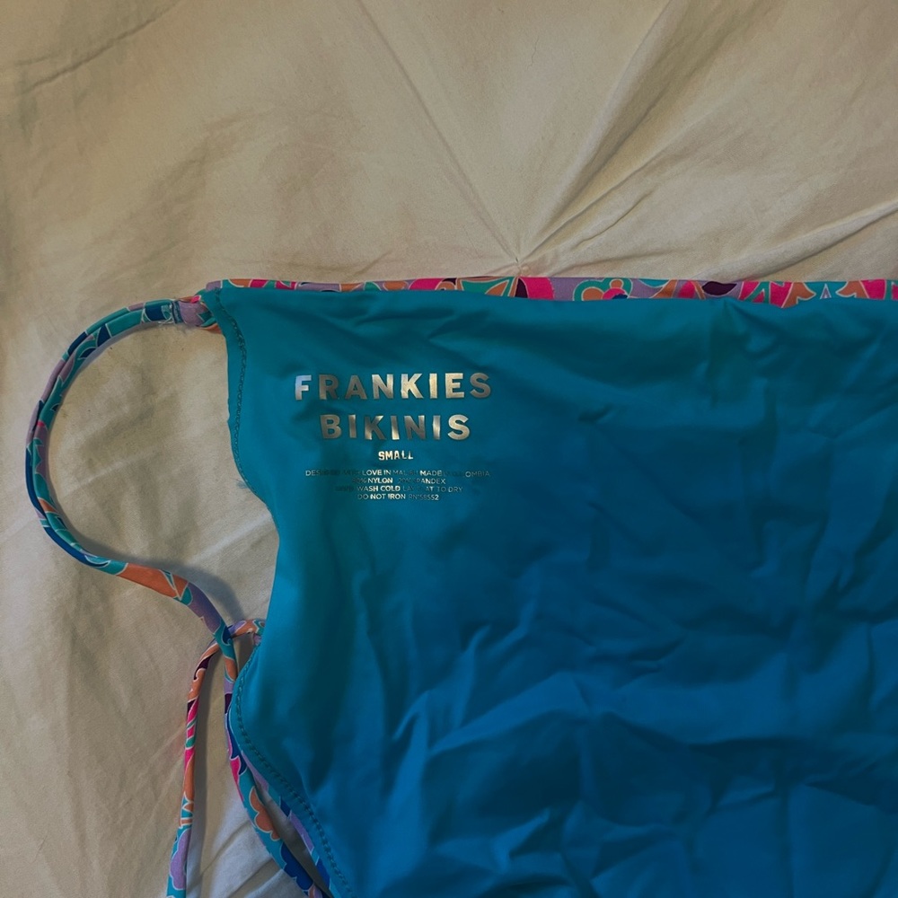 Frankie’s Bikinis Halo set - Picture 4 of 6